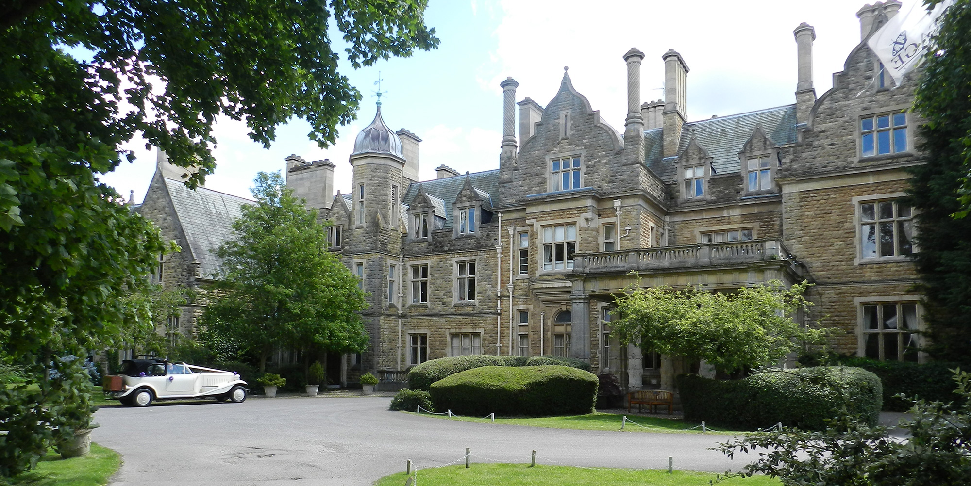 slider_Lincoln—BranstonHall1 Manor House Stables